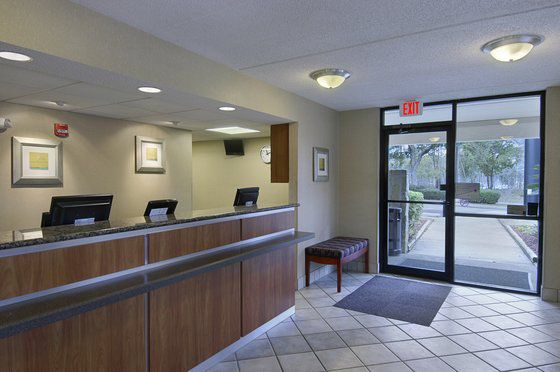 Hotel Red Roof Plus+ West Palm West Palm Beach