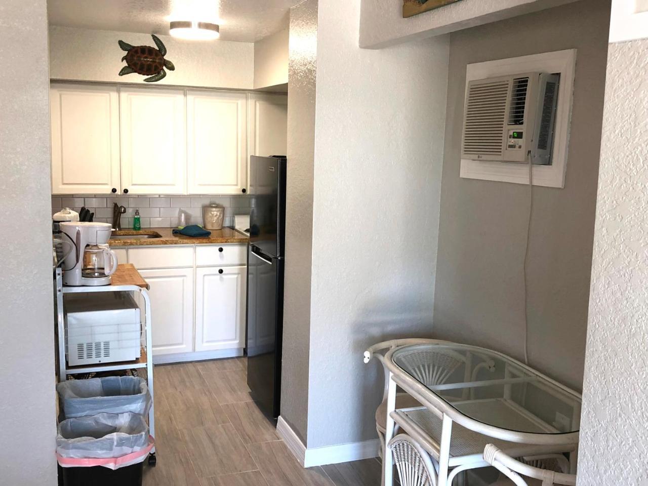 Motel Hideaway Village 2*