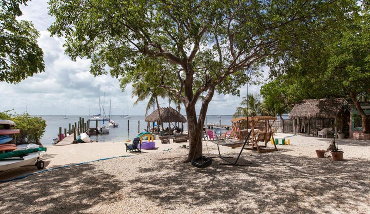Key Largo Cottages 2*