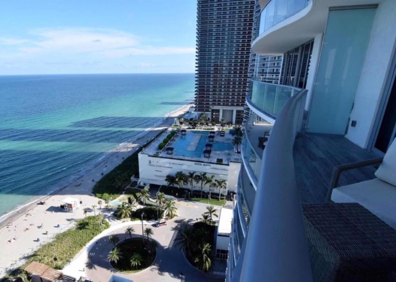 Contemporary Dania Beach