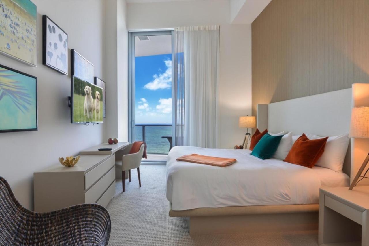 Contemporary * Dania Beach