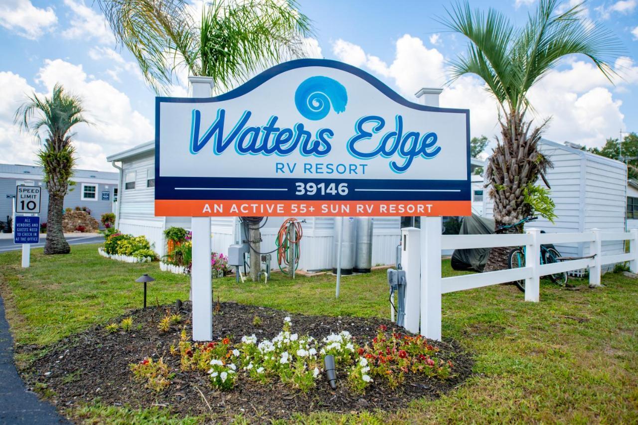 Waters Edge 3*