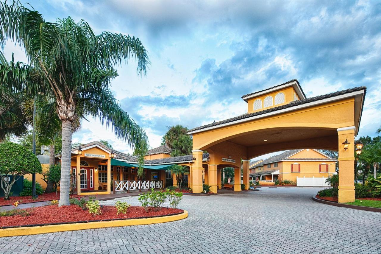 Saratoga Villas- Near 3*