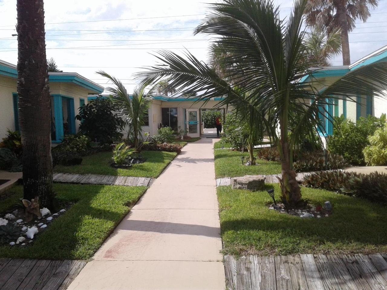 Island Cocoa Beach