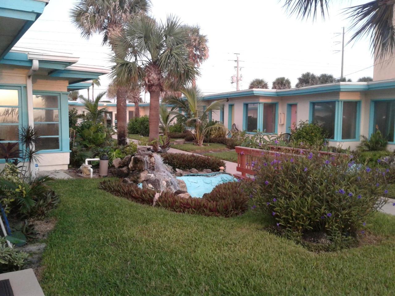Island Hotel 2*