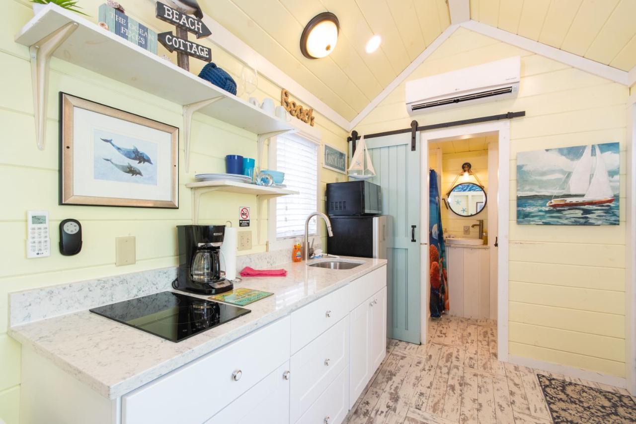 Tiny Village Holiday home *
