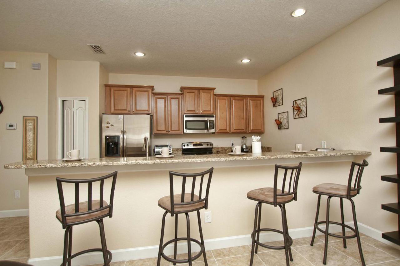 Paradise Palms- 4 Bed Townhome W/splashpool-3080pp Holiday home *