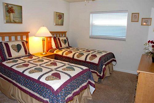Gulf Breeze Hotel