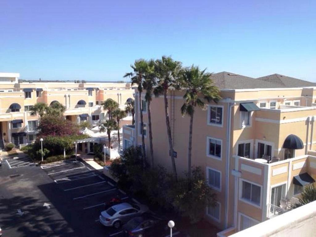 Royal Mansions Aparthotel