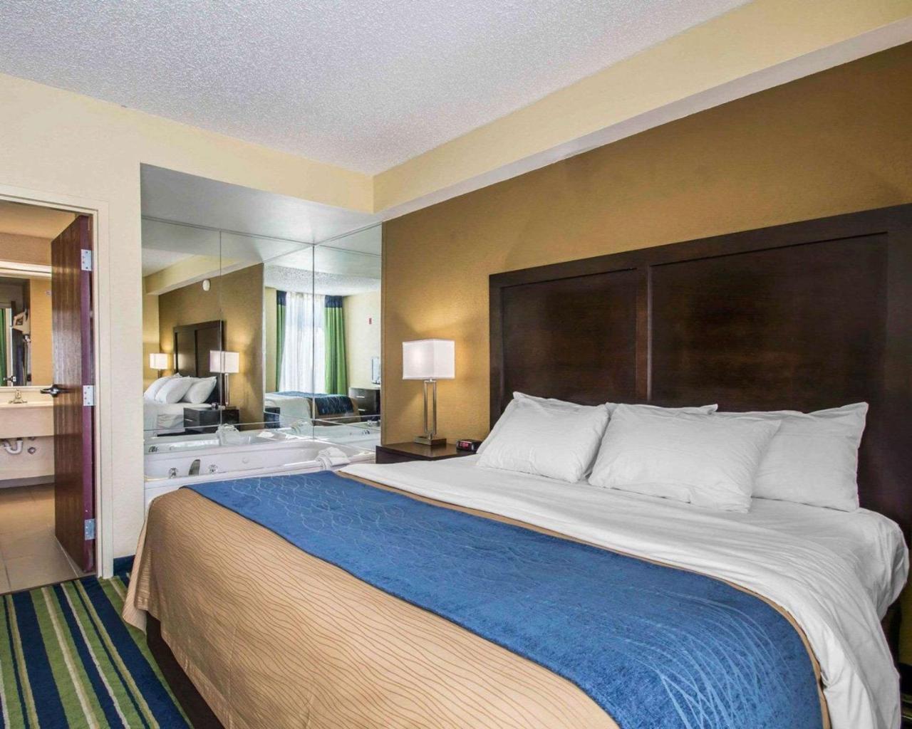 Comfort & - West Palm South Lantana
