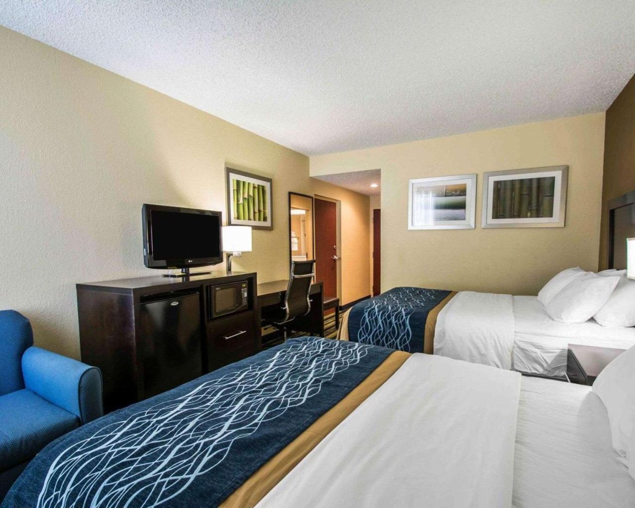 Comfort & - West Palm South Hotel