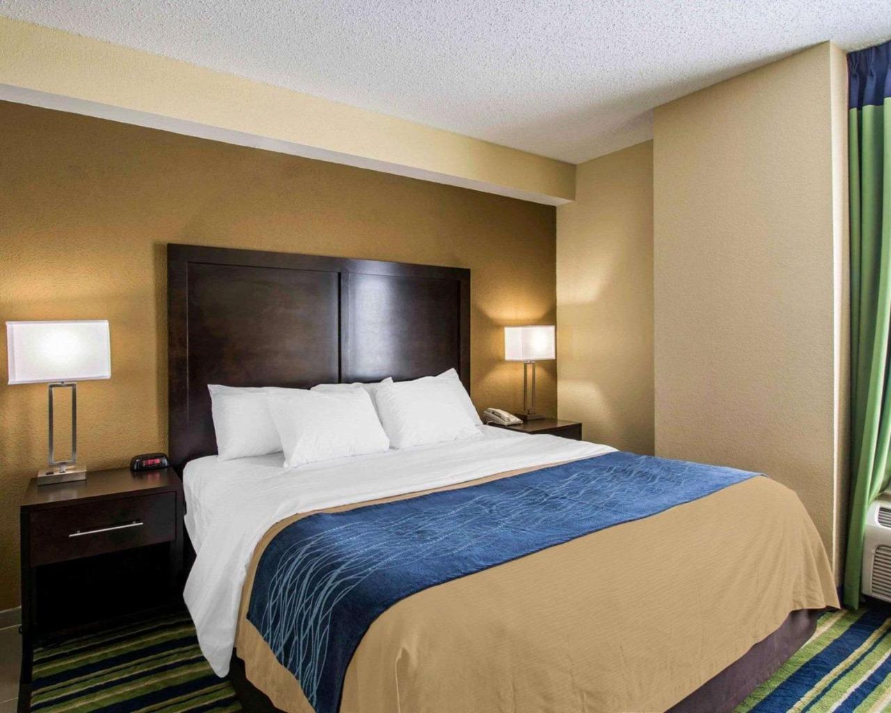 Comfort & - West Palm South Hotel Lantana