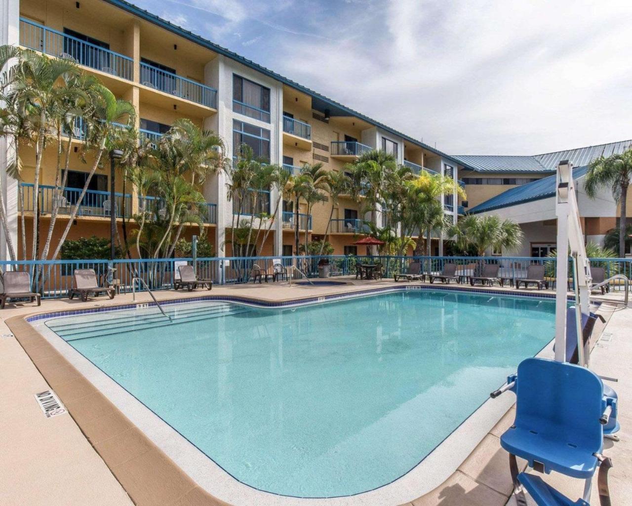 Tollgate Naples