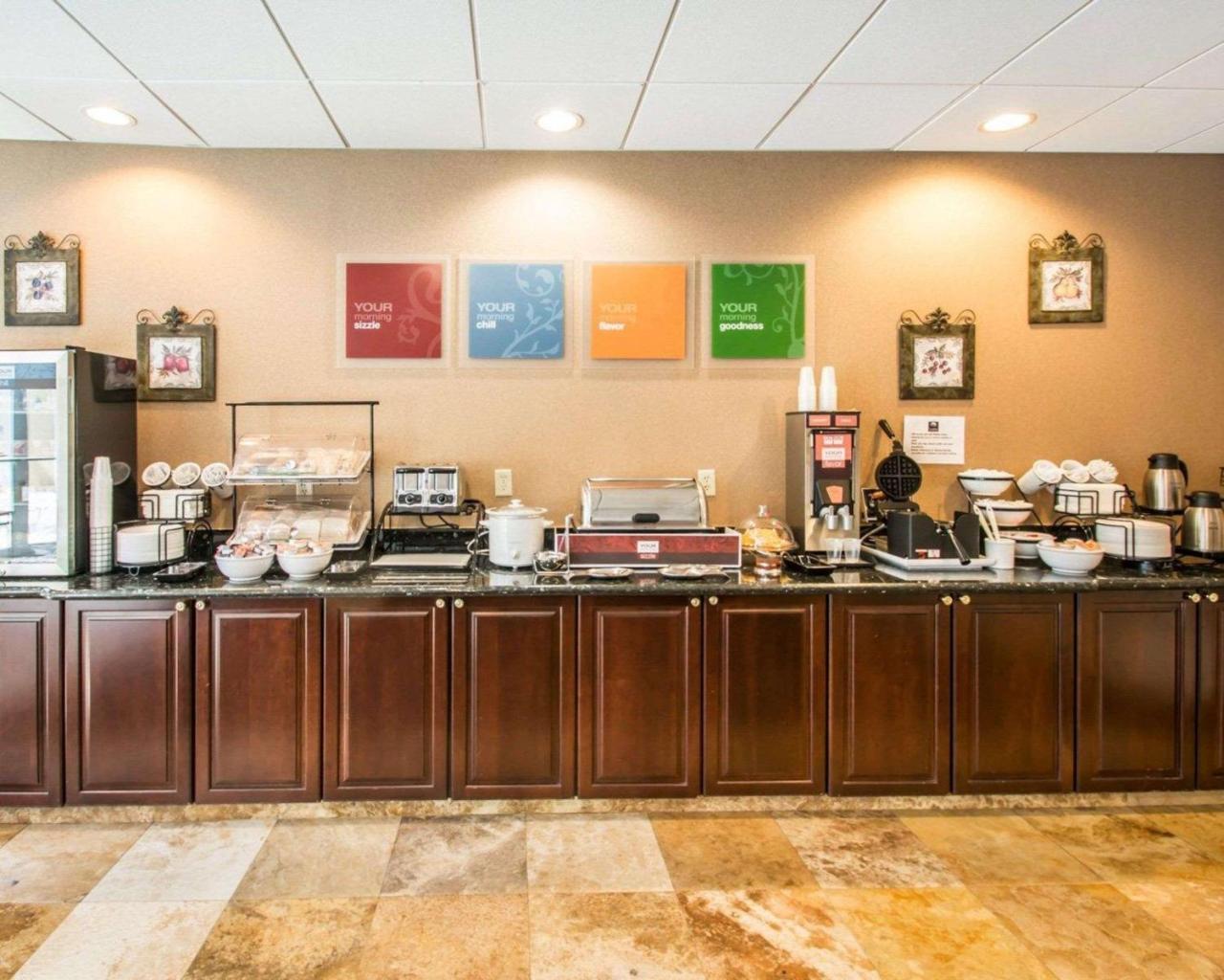 Comfort & I-95 Hotel 3*