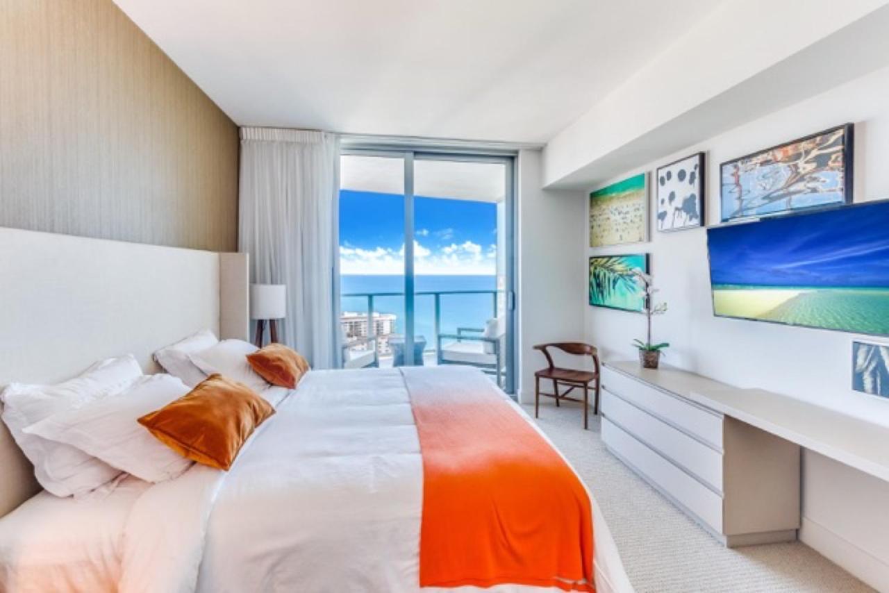 Apartment Contemporary Dania Beach