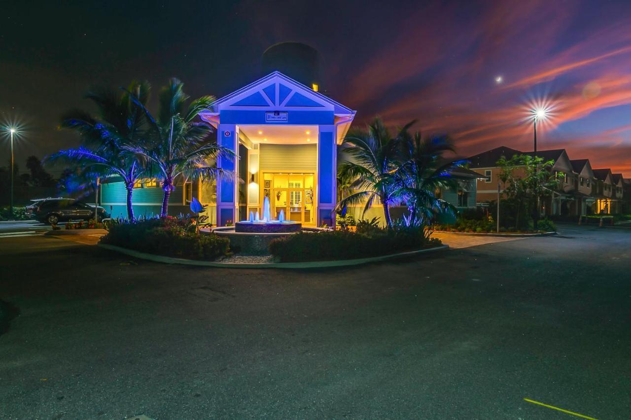 Cape Crossing & Marina Resort