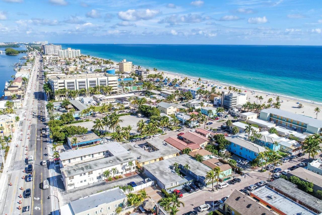 Chic 1 Bedroom W Parking Space & Walk To The #6 Hollywood
