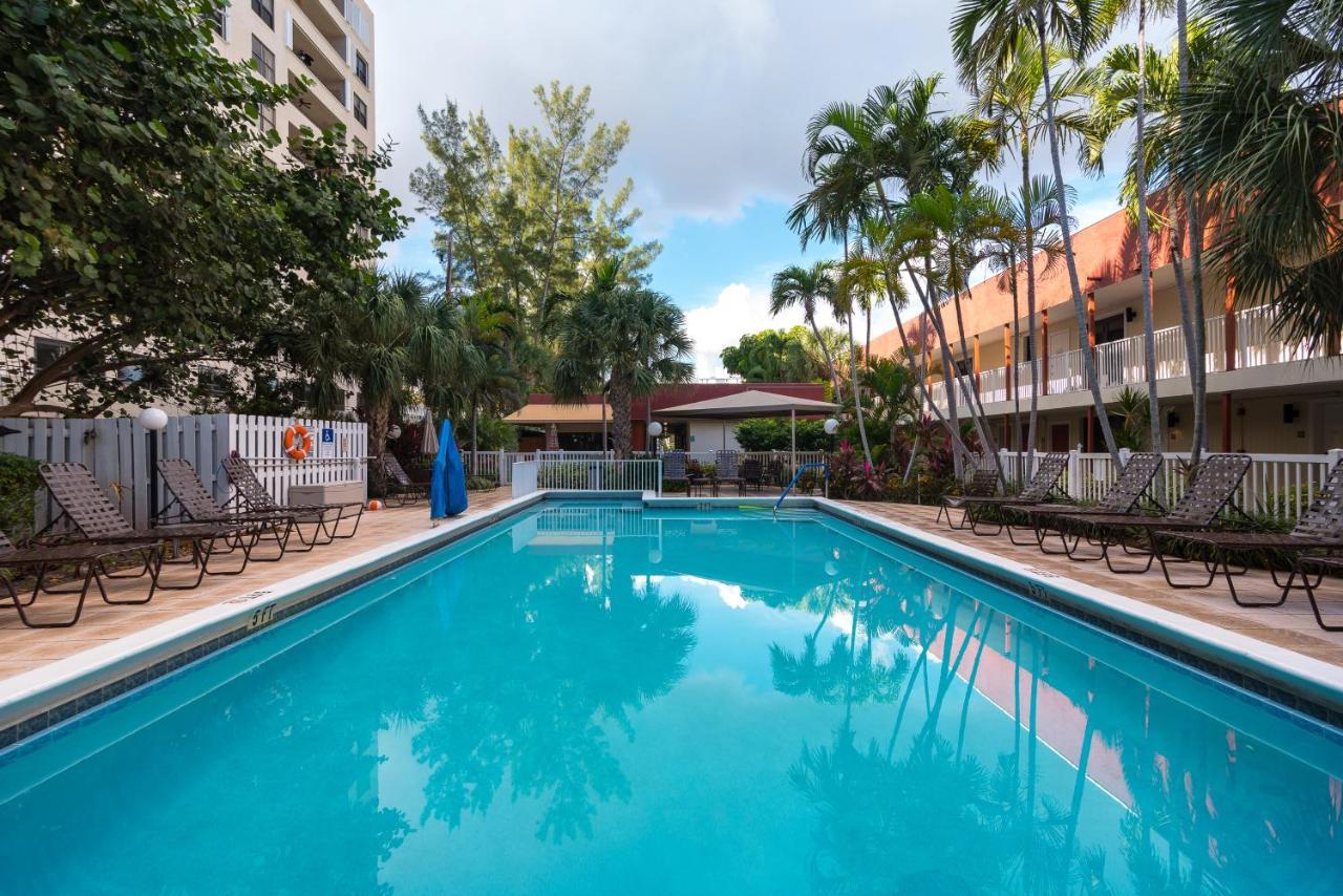 Hotel La Costa Club
