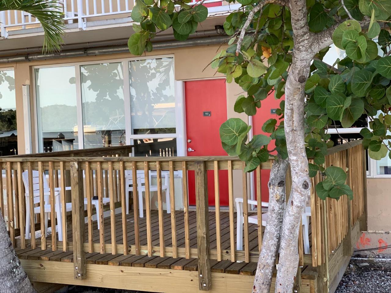 Gilbert's Motel 2*