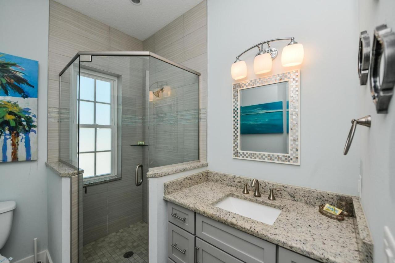 Just Beachy Apartment