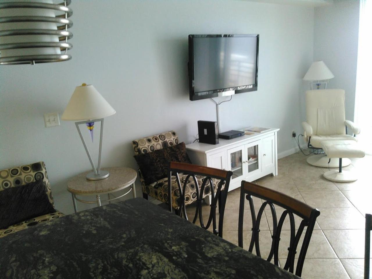 Ocean Walk - Picturesque Ocean Front View Holiday home Daytona Beach