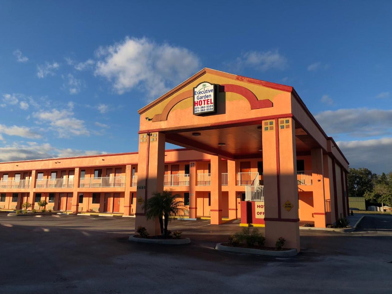Executive Garden 2* Titusville