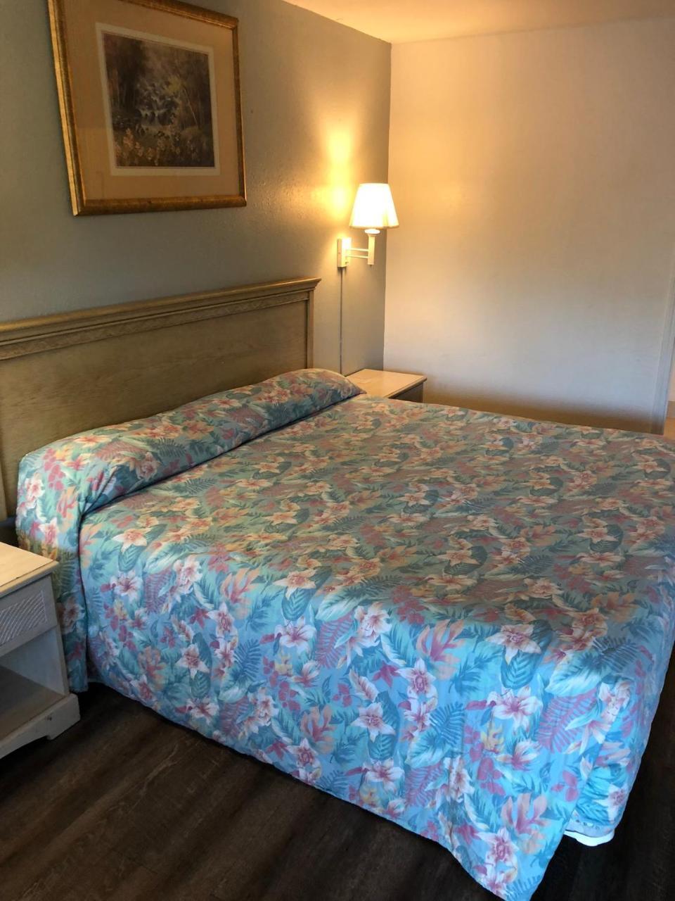 Executive Garden Hotel Titusville