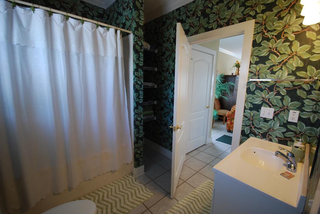 Caribbean Themed In Near Pensacola
