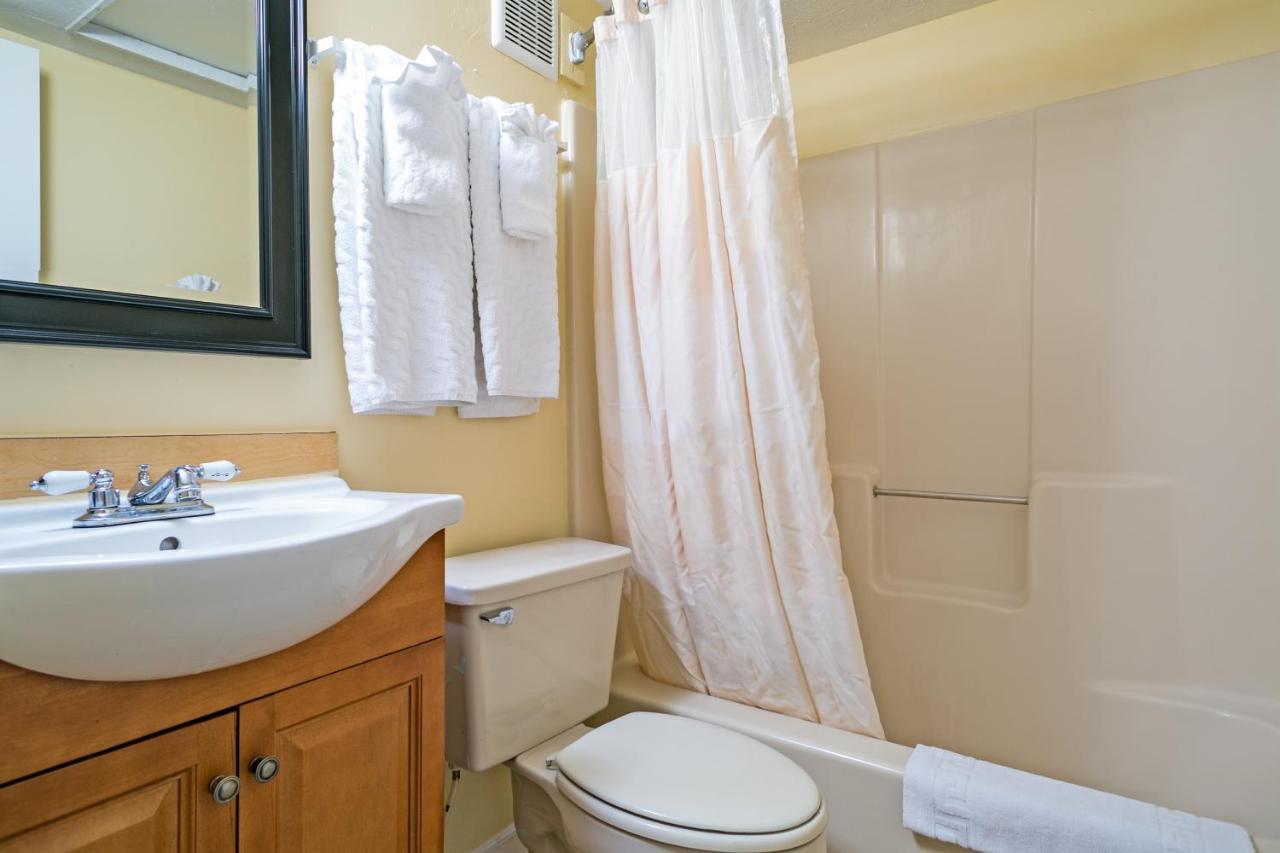 Royal Hutchinson Island Hotel