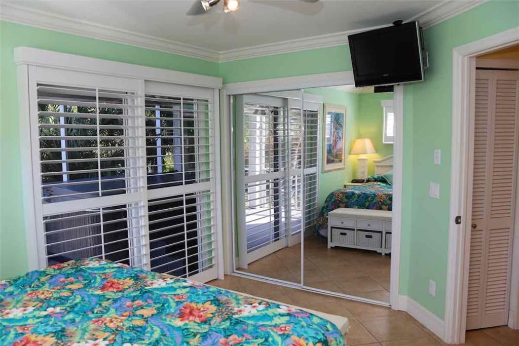 241 Surfside