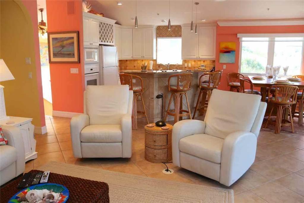 241 Surfside Holiday home