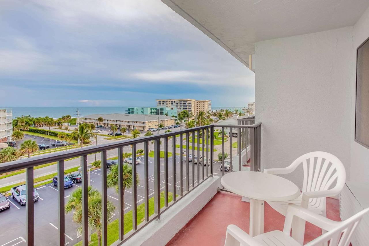 Hotel Beachside And
