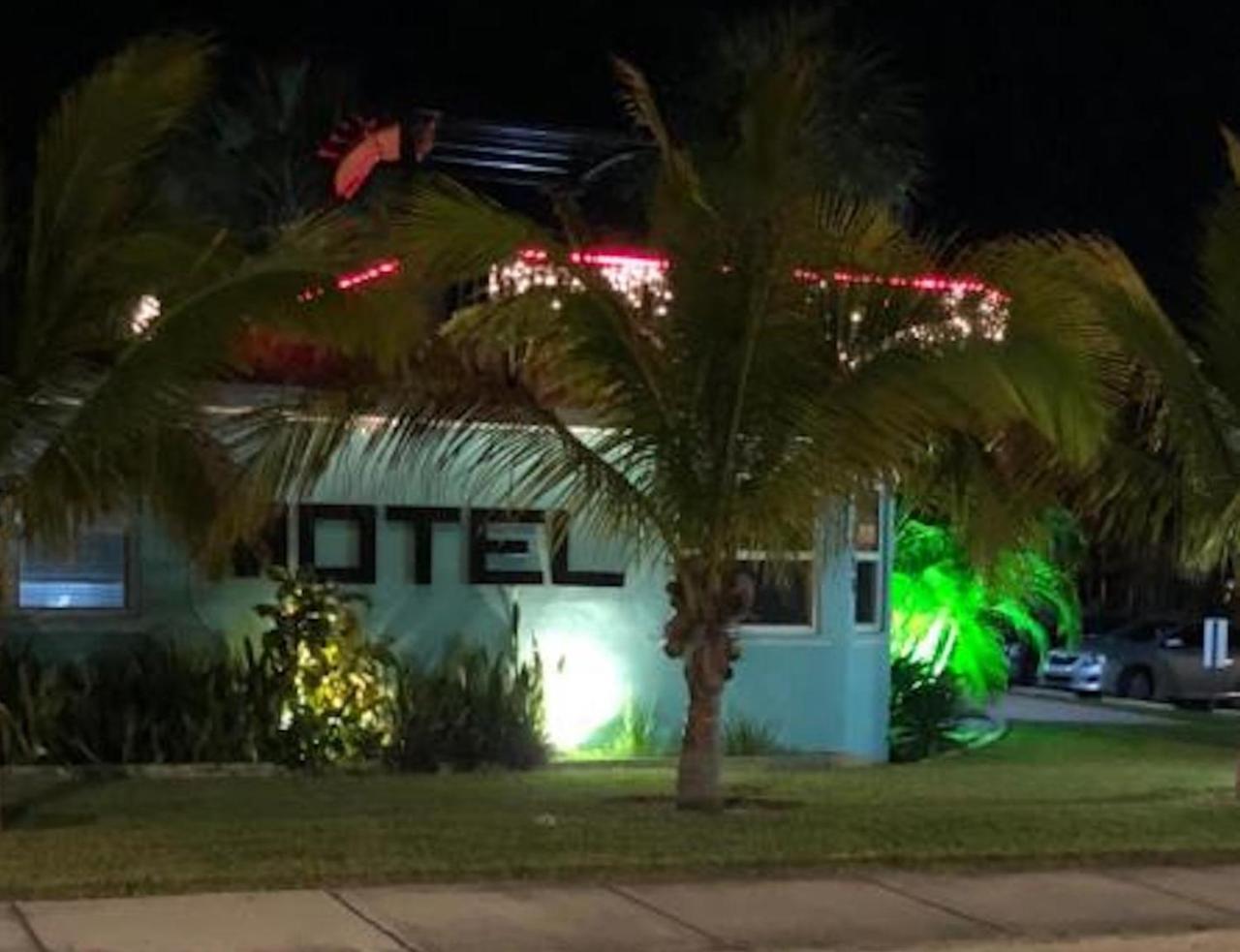 Motel White Horse