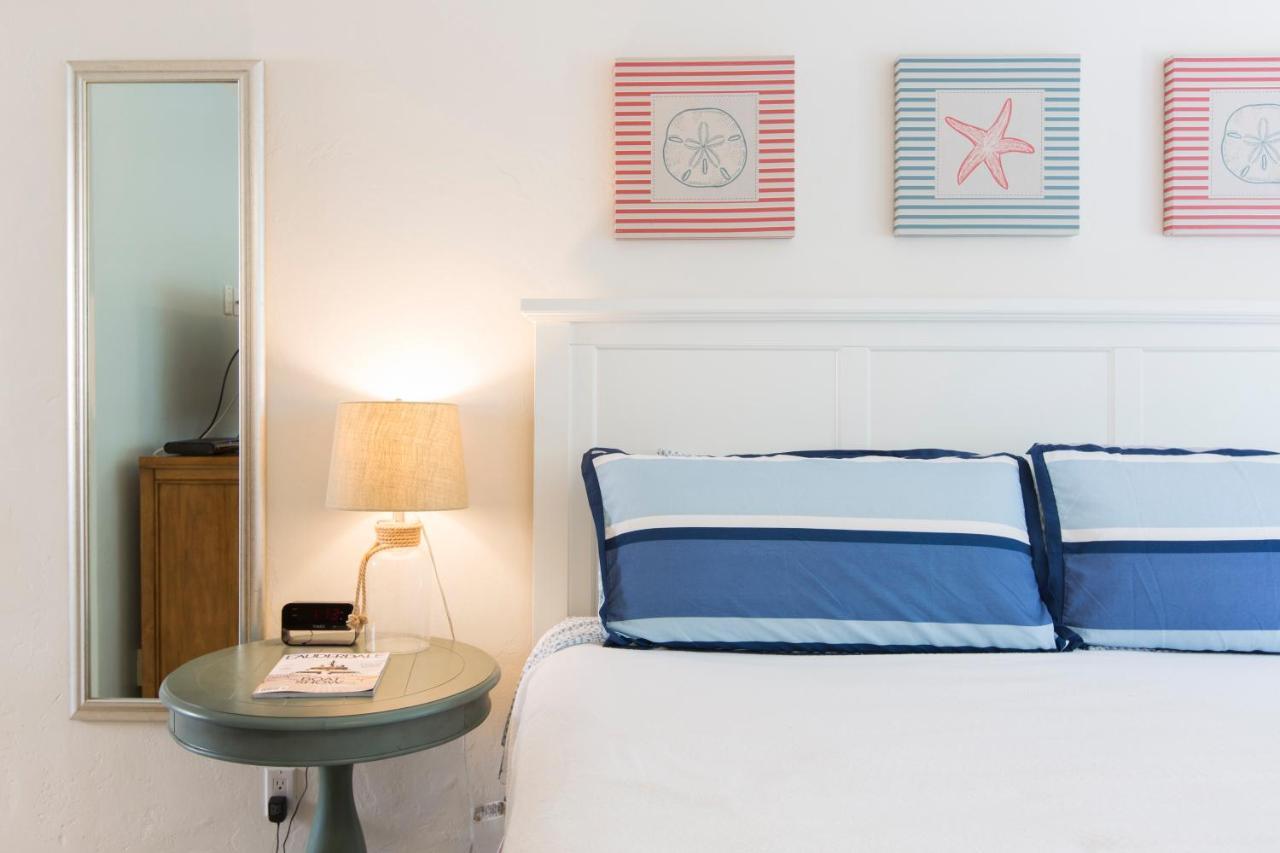 Inn Sunny Shores & Suites