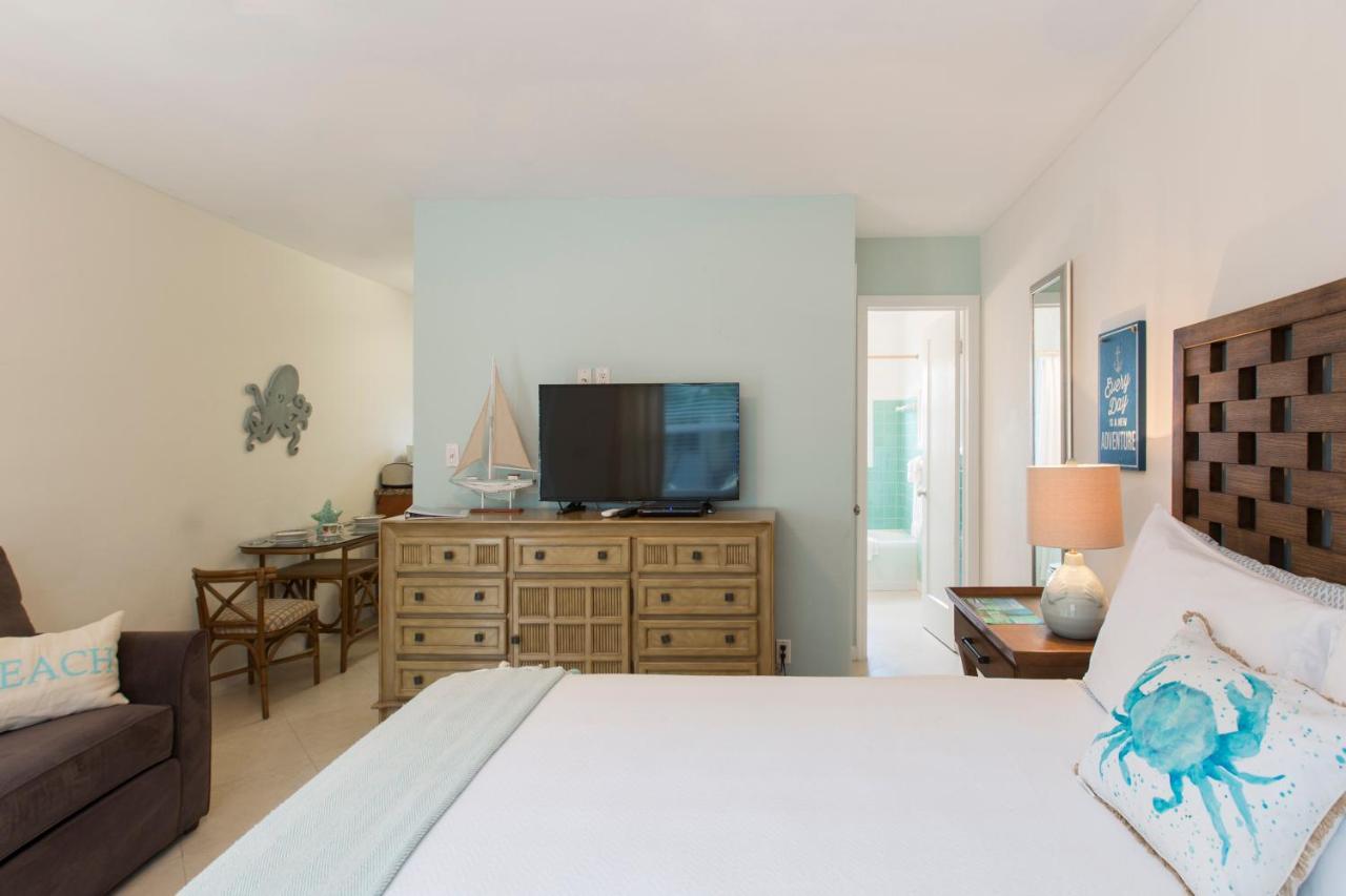 Sunny Shores & Suites