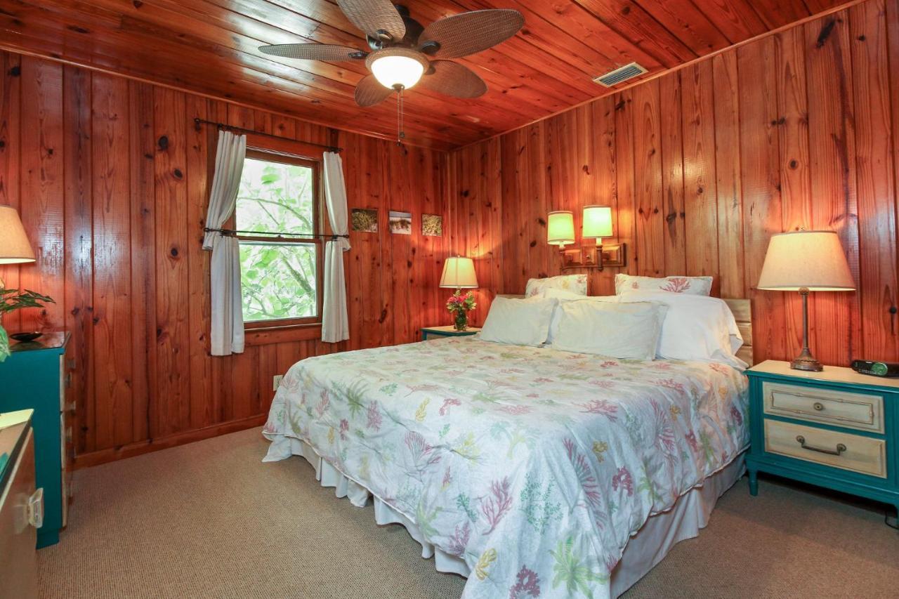 Bamboo Aparthotel Holmes Beach