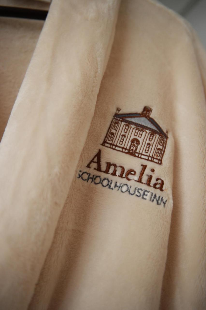 Amelia Schoolhouse