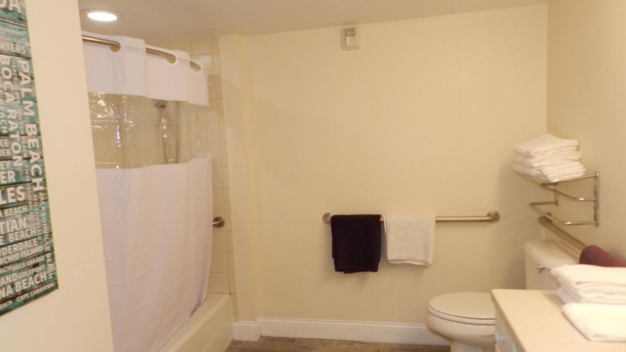 Beach Getaway 2 Queen Bed Studio 809 Apartment *