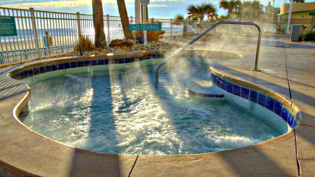 Apartment 14th Floor 2 Bedroom Direct Oceanfront Wyndham Ocean Walk Daytona 1401 *