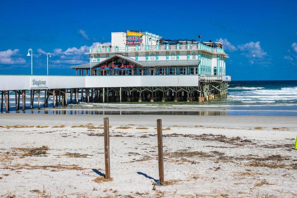 Apartment 14th Floor 2 Bedroom Direct Oceanfront Wyndham Ocean Walk Daytona 1401 *