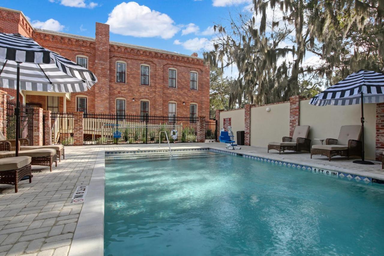 Hotel Amelia Schoolhouse 2*