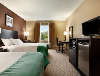 & Suites-i-95 Hotel 2*