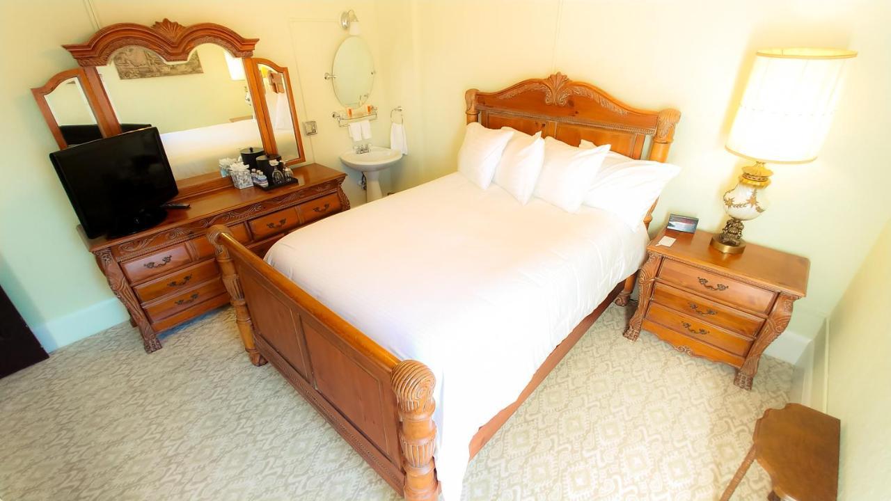 The Hotel DeLand