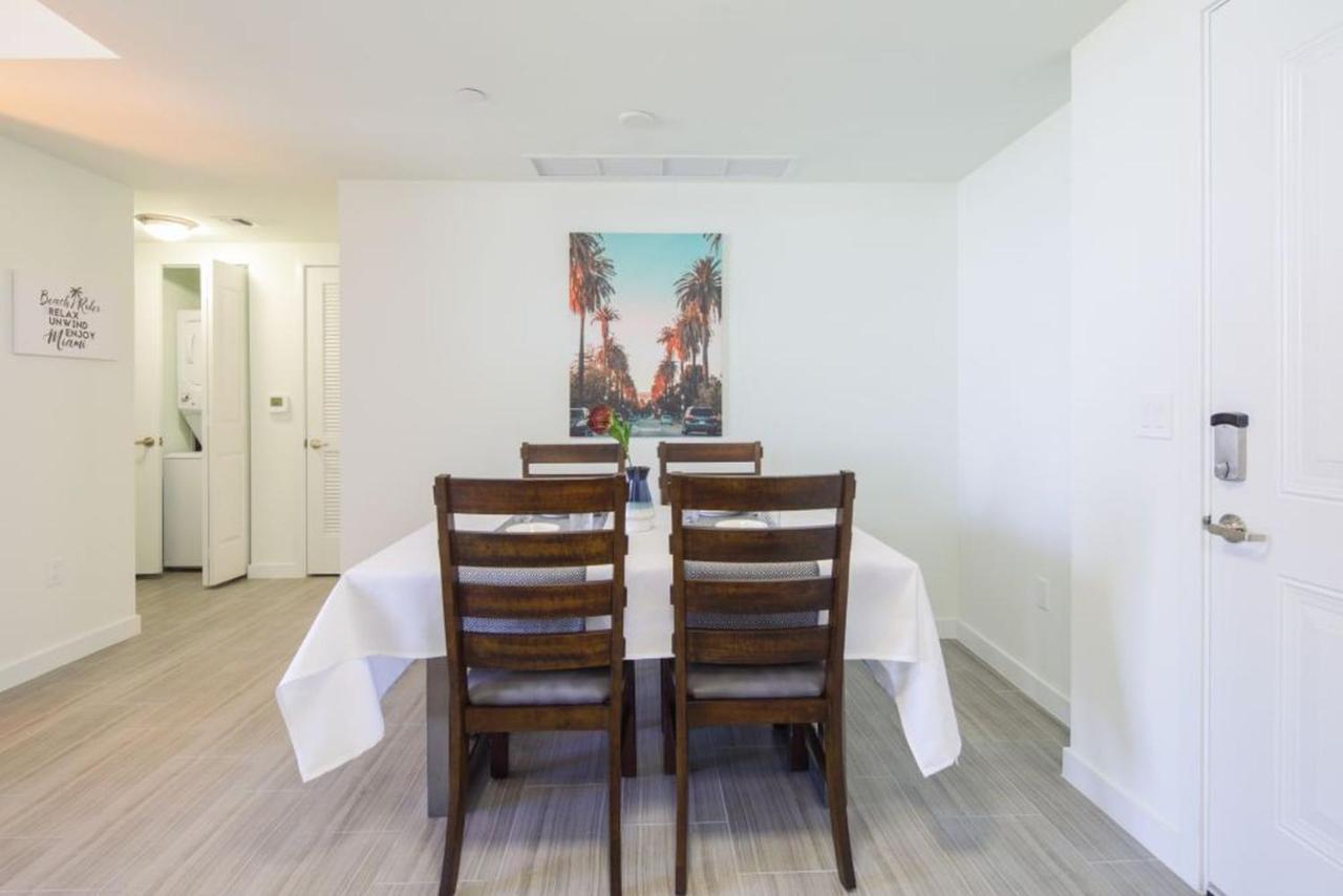 Luxury In Young Circle Aparthotel Hollywood