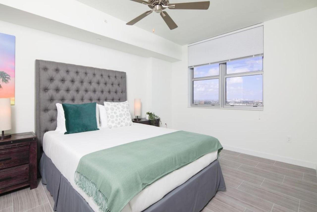 Luxury In Young Circle Aparthotel 4*