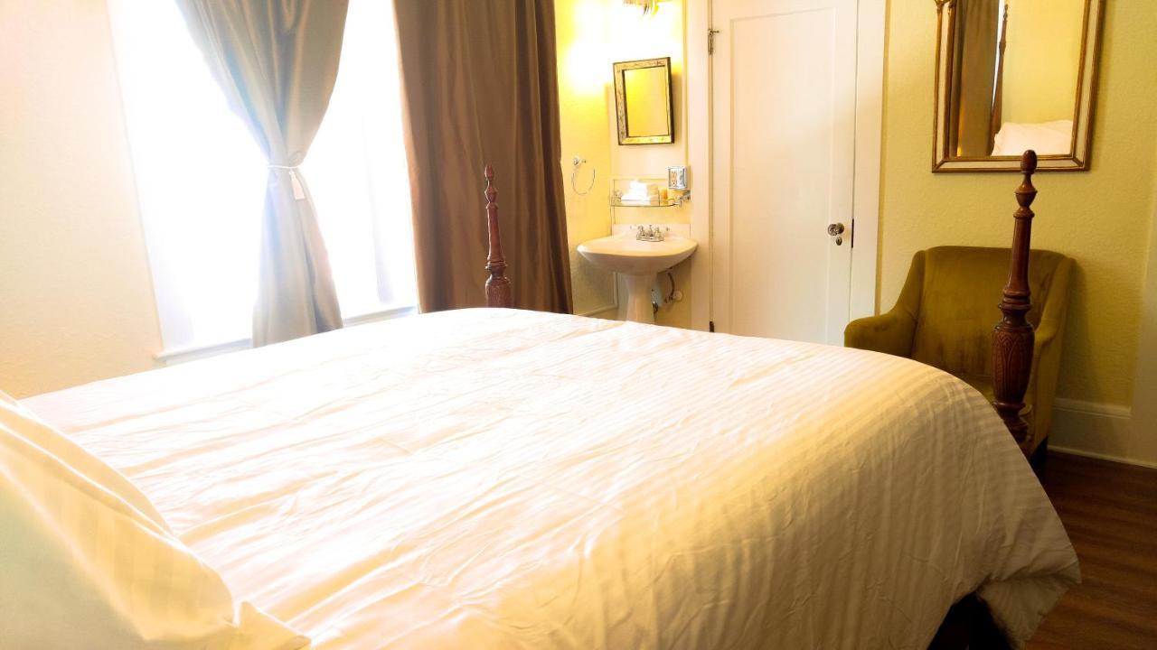 The Hotel 5*