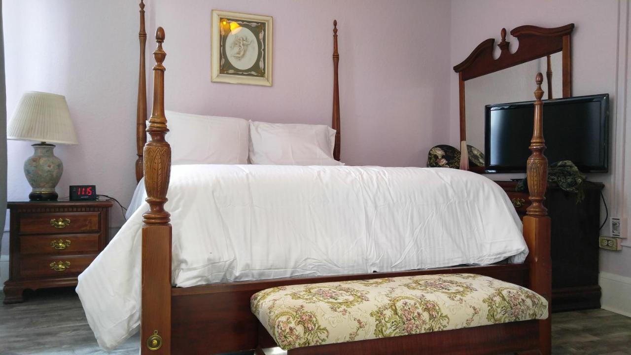The 5* DeLand