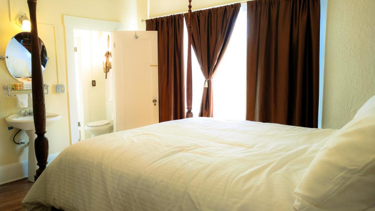 The Hotel 5*