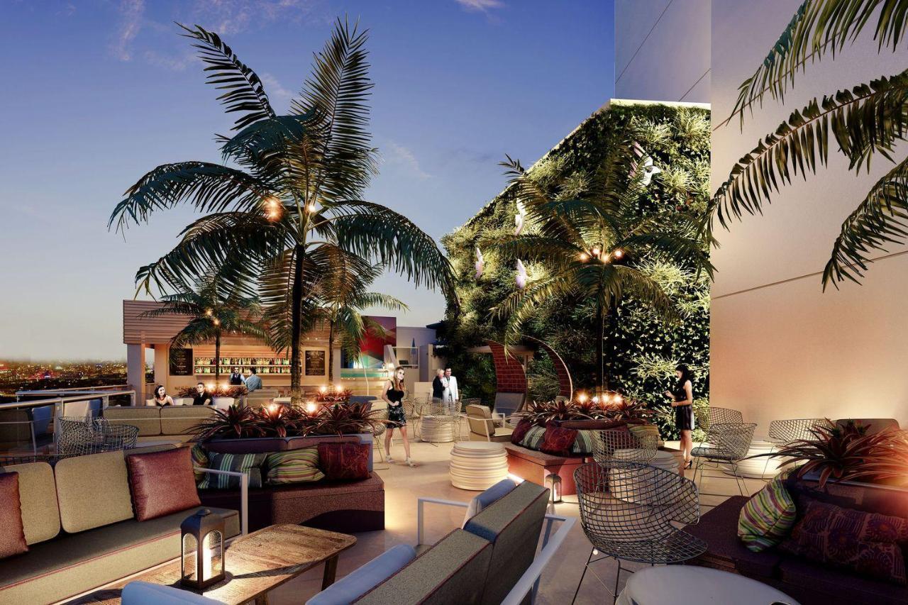 Luxury In Young Circle Aparthotel Hollywood