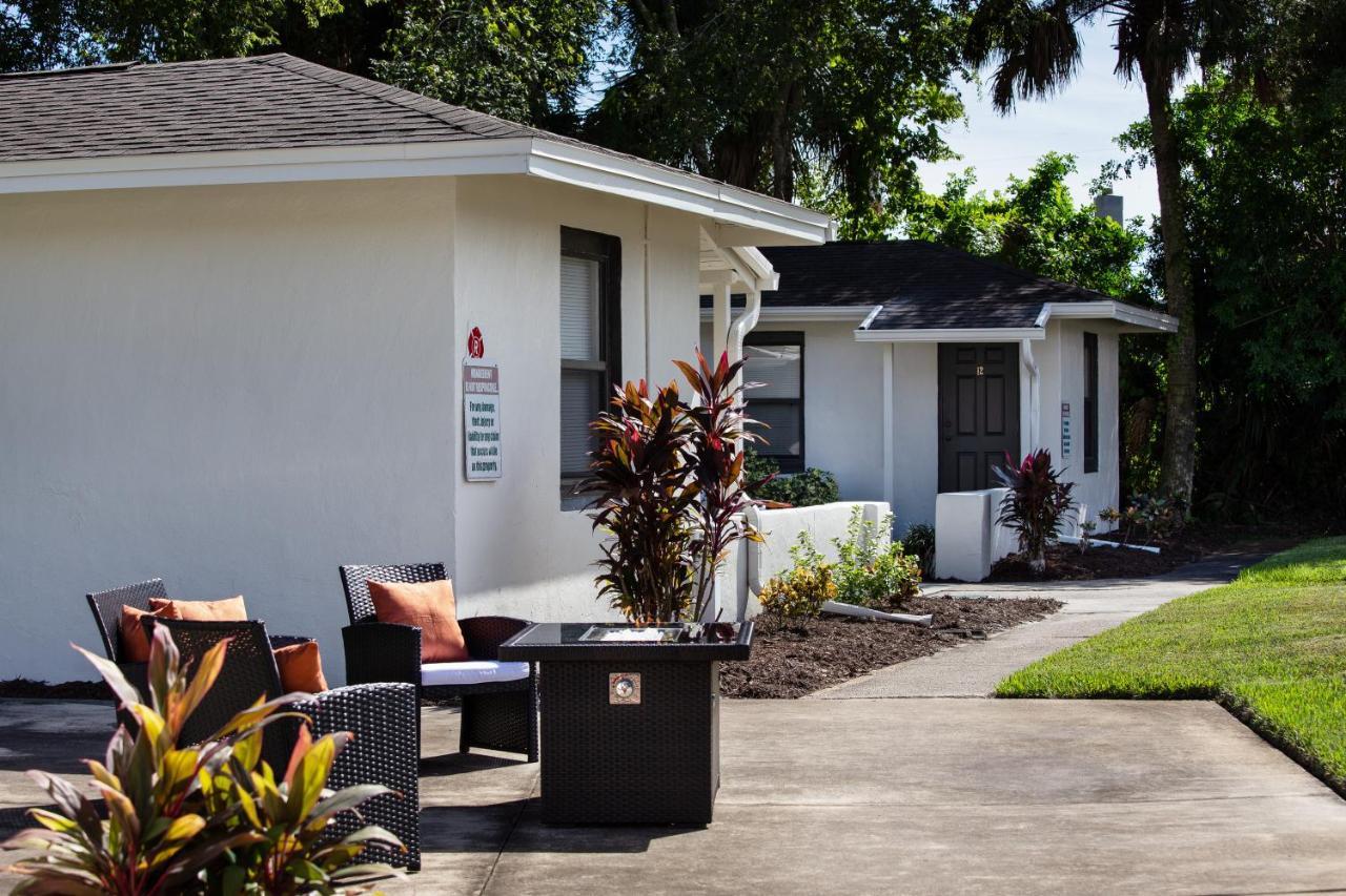 Travel Of Titusville 2*
